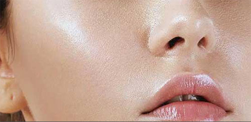 臉上光出油是什么原因？